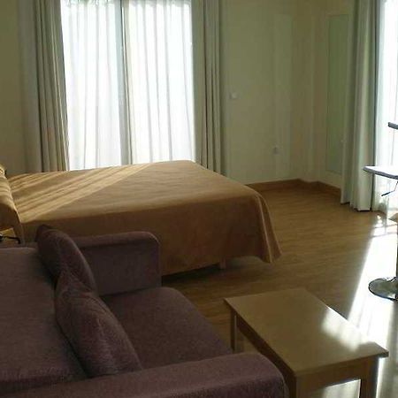 Axarquia Beach Hotel Almayate Bajo Quarto foto